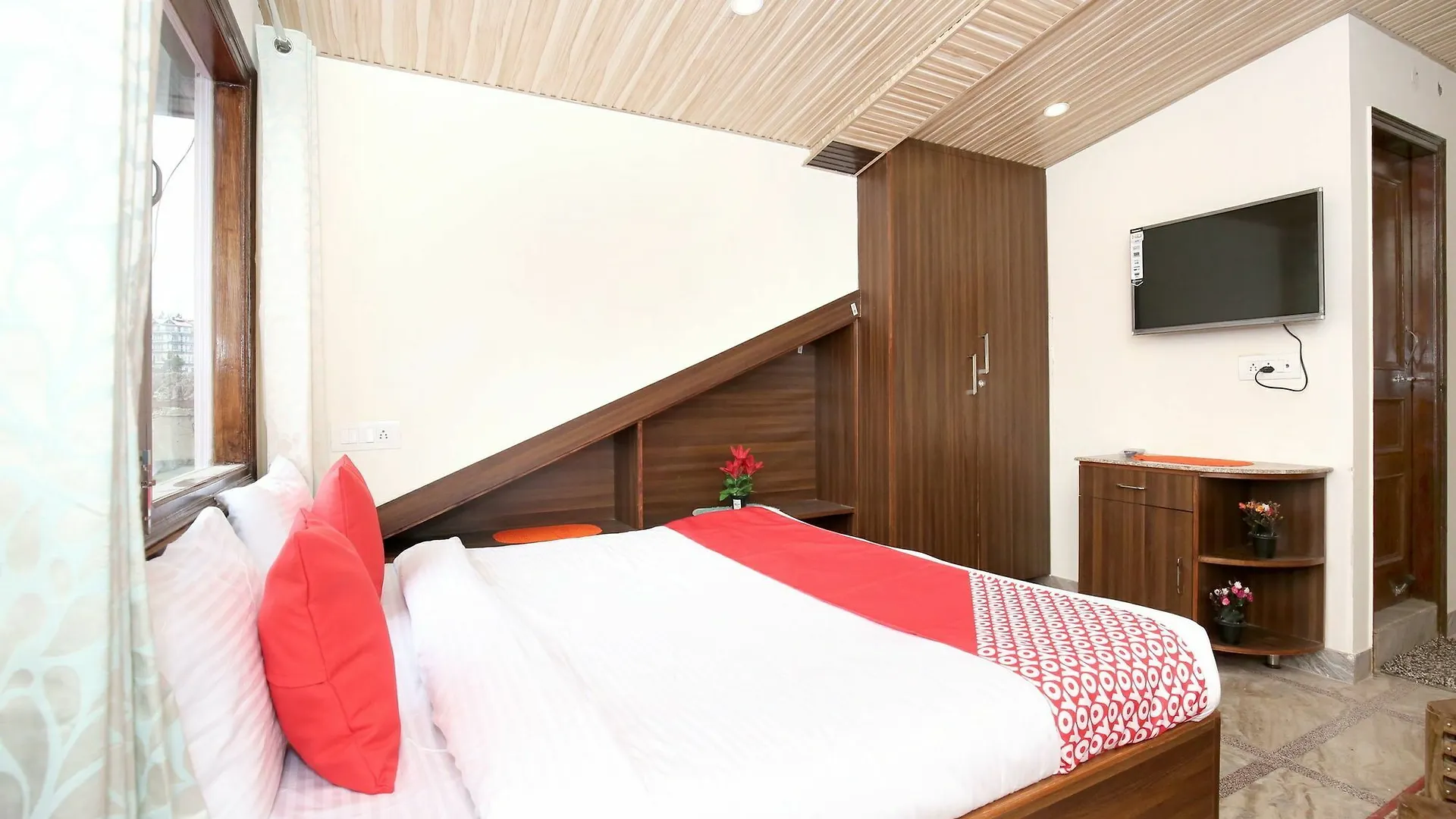 Oyo 11904 Home Cottage Stay Sec 6 Shimla 0*,  India