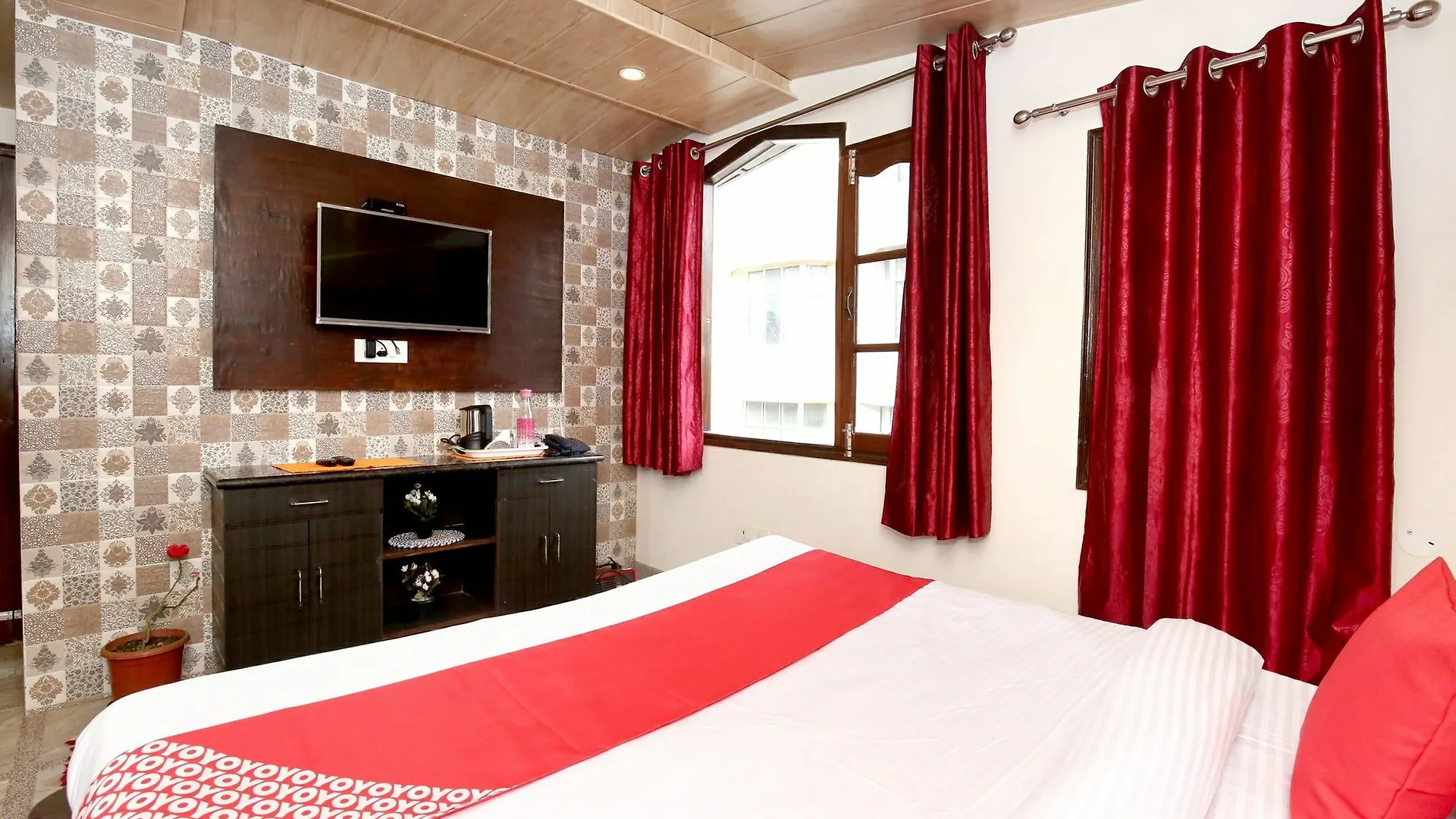 Oyo 11904 Home Cottage Stay Sec 6 Shimla Apartment